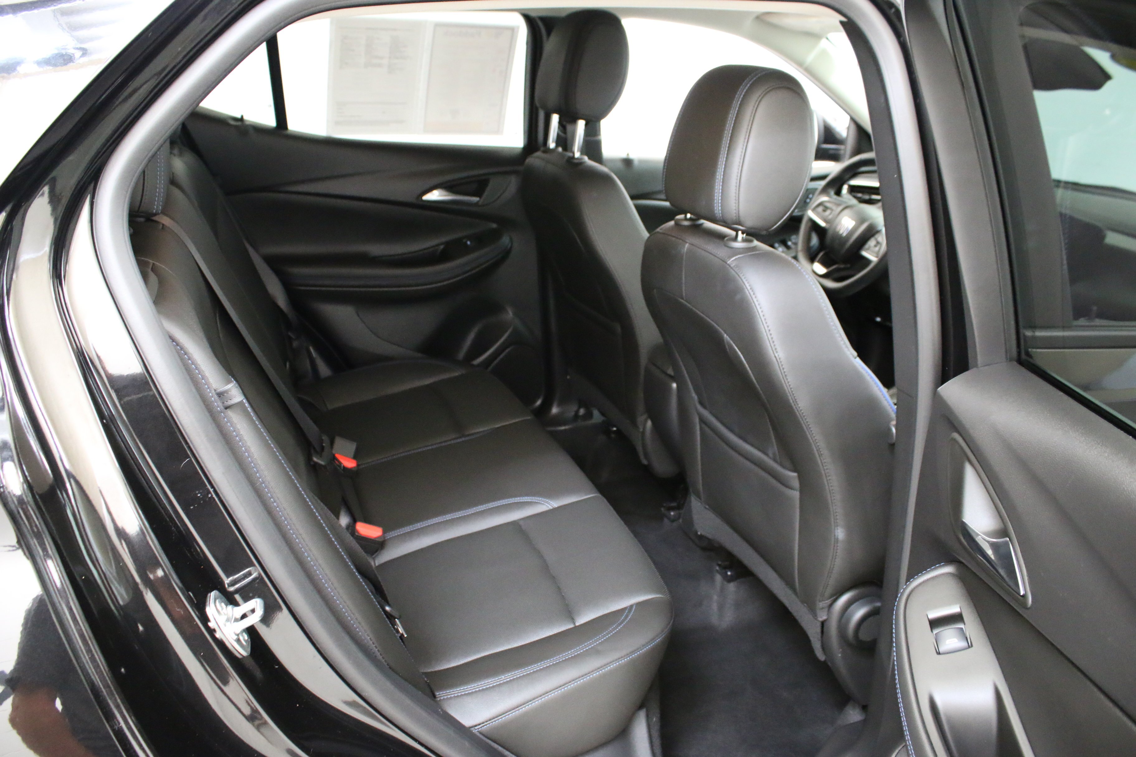 Used 2025 Ebony Twilight Metallic Buick Sport Touring image 26