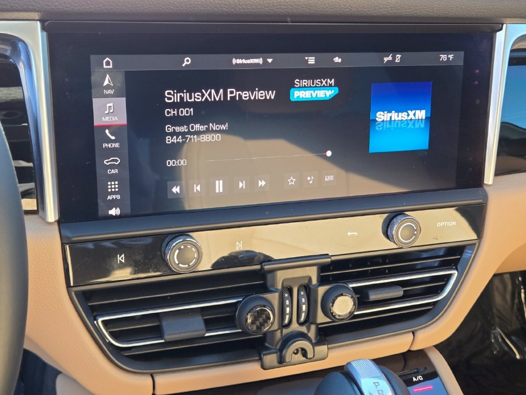 2022 Porsche Macan S - Photo 19