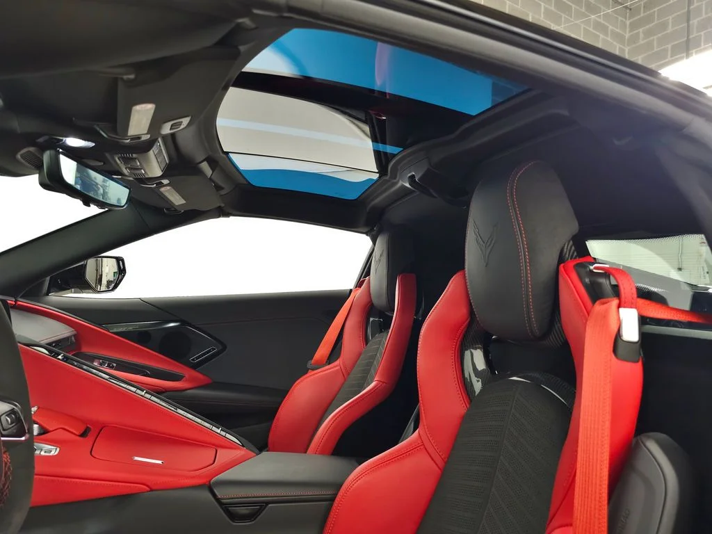 Used 2025 Black Chevrolet Z06 image 21