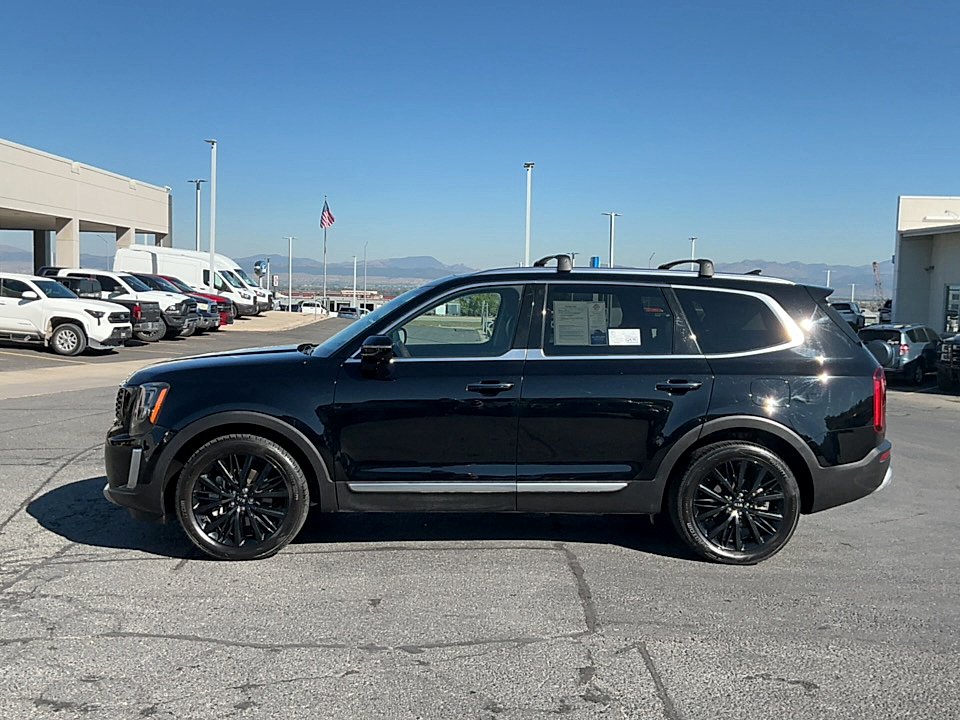Used 2020 Ebony Black Kia SX image 2