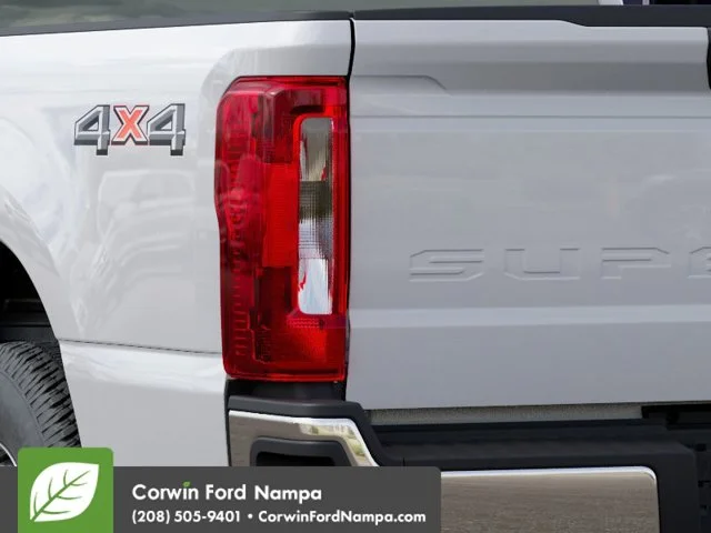 New 2027 Oxford White Ford XL image 21