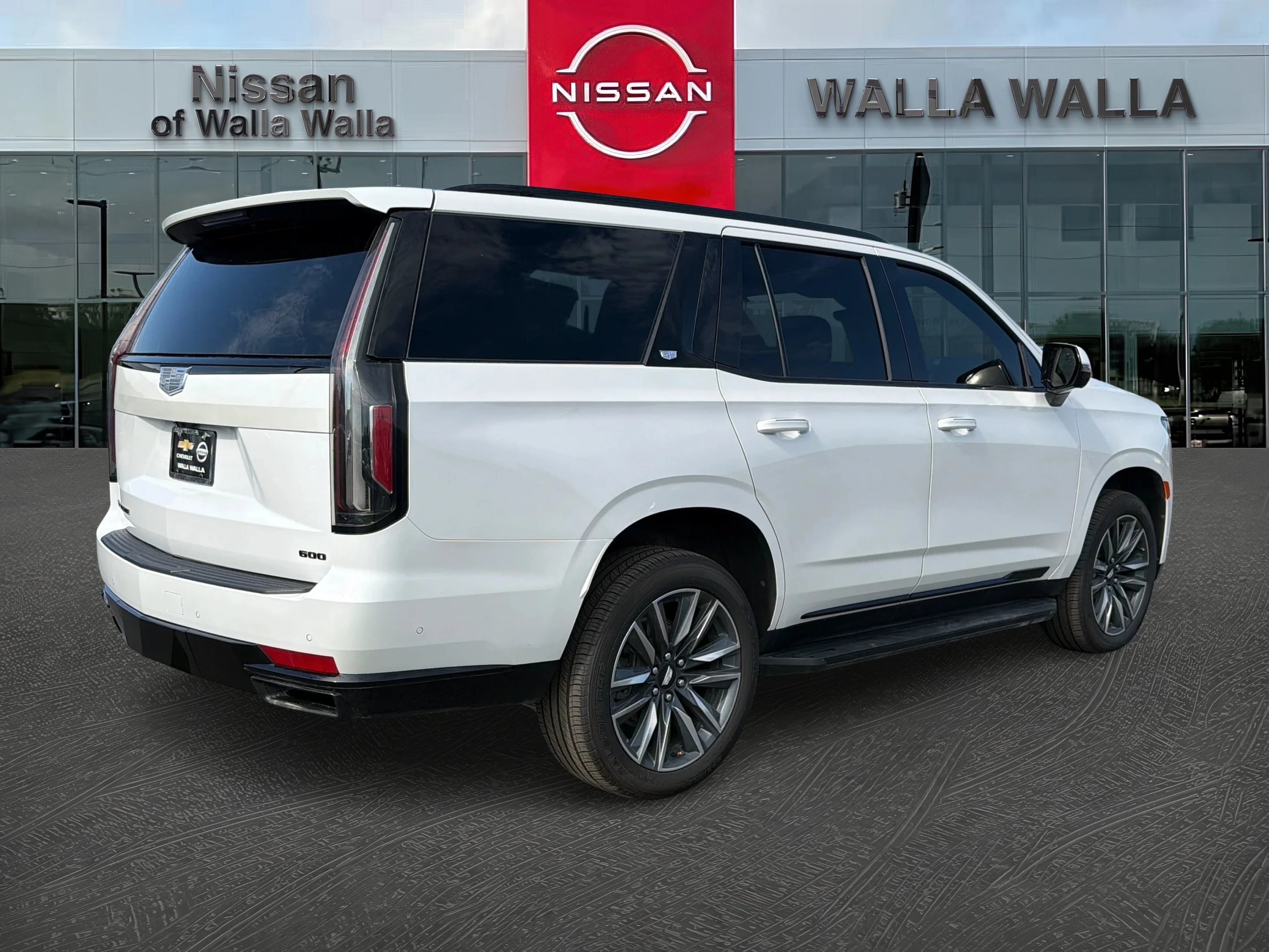 Used 2021 Crystal White Tricoat Cadillac Sport image 7