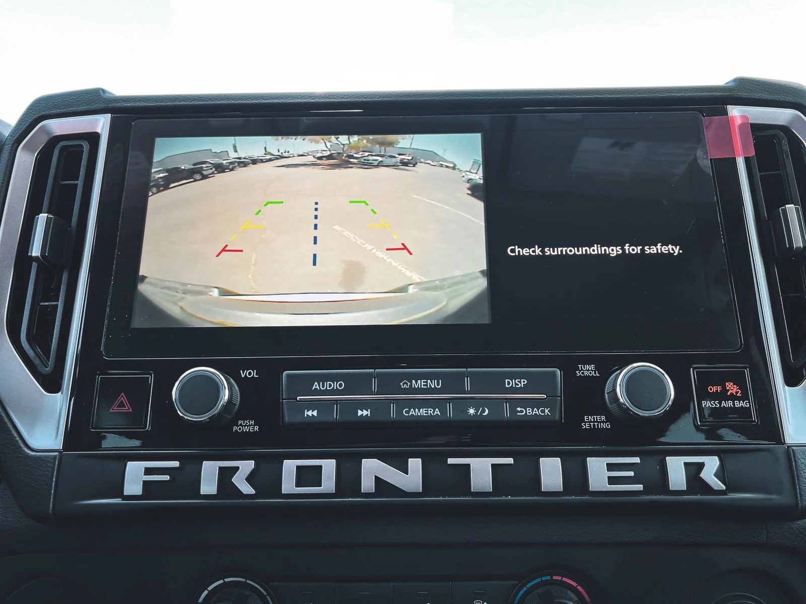 2025 Nissan Frontier SV - Photo 18