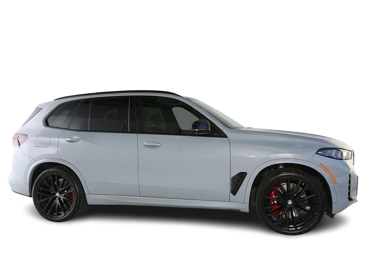 Used 2024 Gray BMW M60i image 5