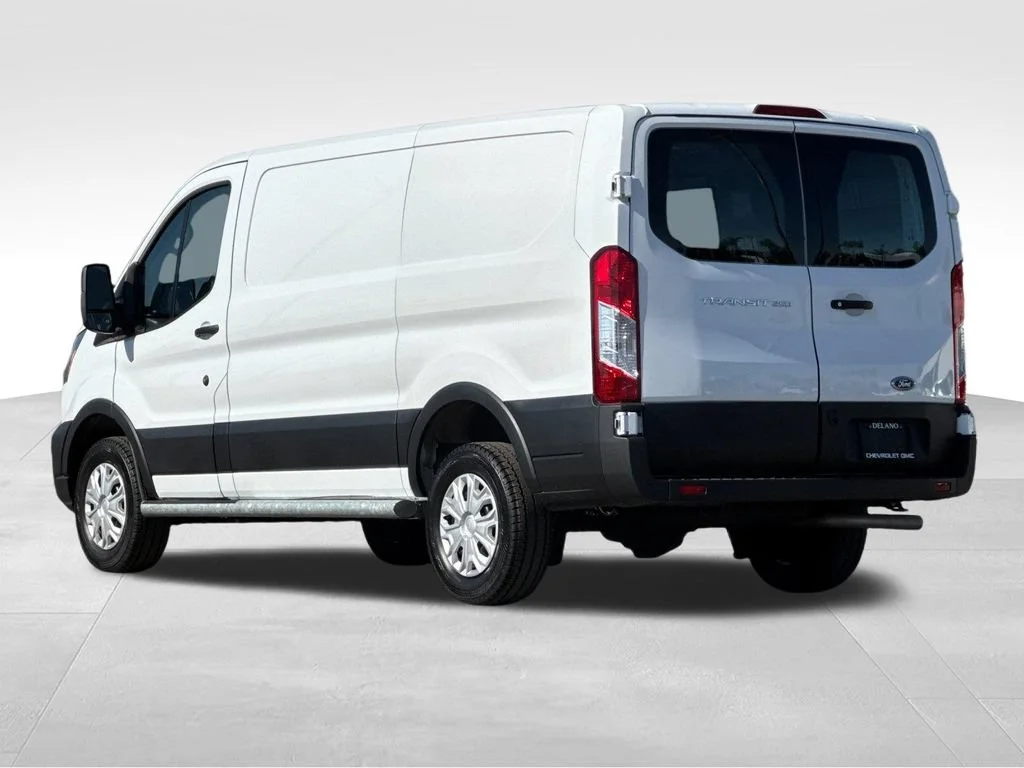 Used 2025 White Ford  image 3