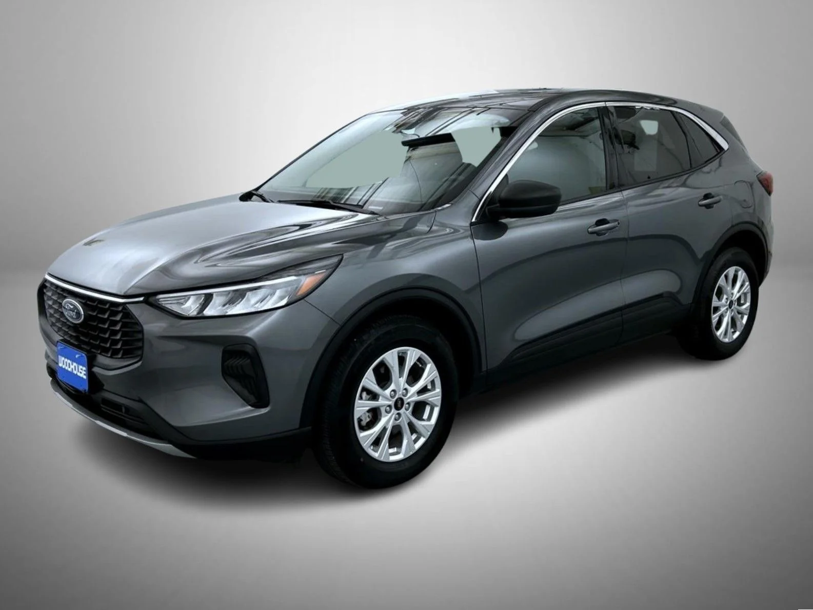 Used 2023 Gray Ford Active image 1