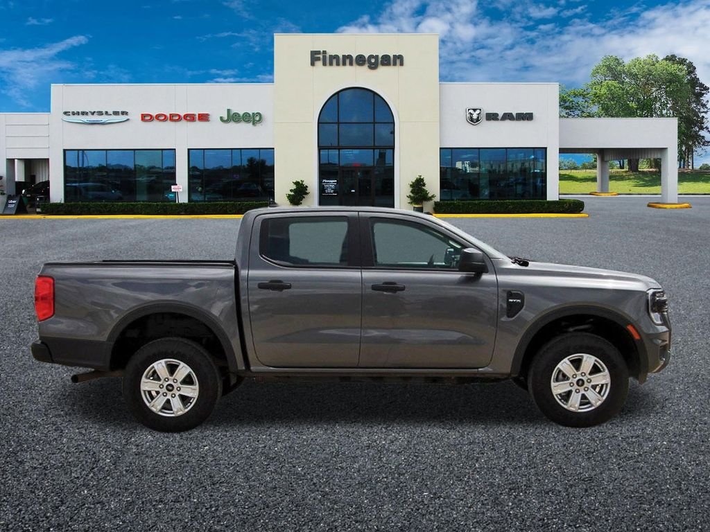Used 2025 Gray Ford XL image 8