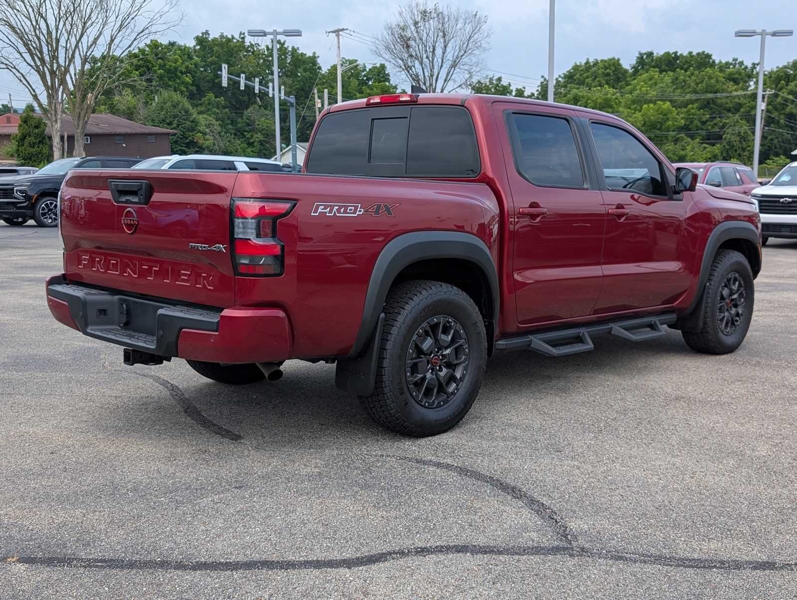 Used 2022 Cardinal Red Tricoat Nissan PRO-4X image 8