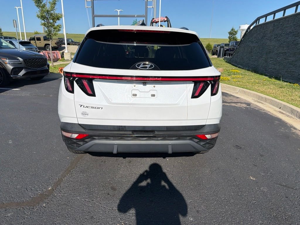 Used 2022 Gray Hyundai Limited image 6