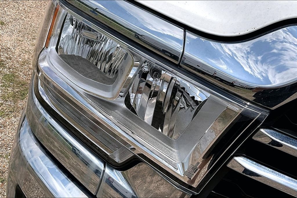 New 2024 Ram 3500 Tradesman 4D Crew Cab