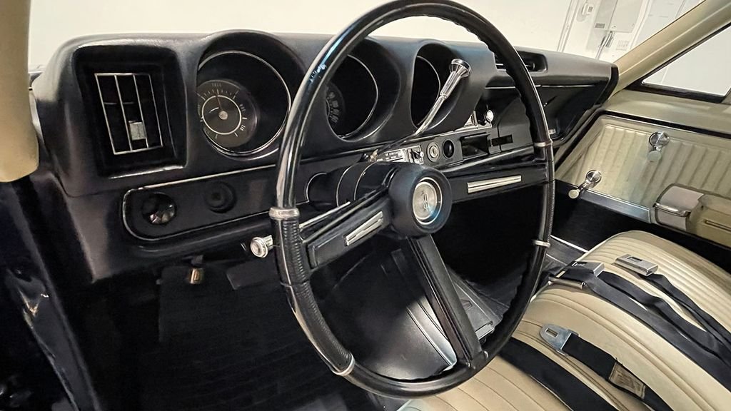 Used 1968  Oldsmobile Supreme image 63