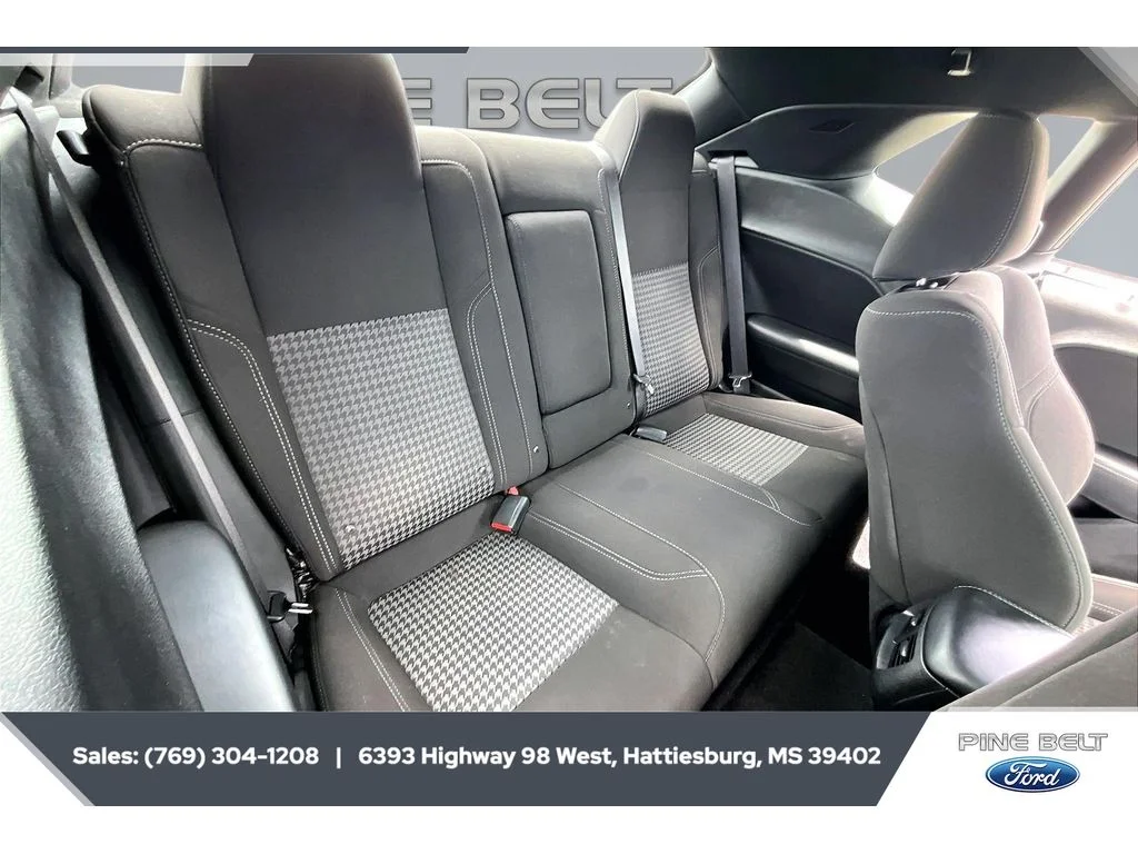 Used 2020 Pitch Black Clearcoat Dodge SXT image 20