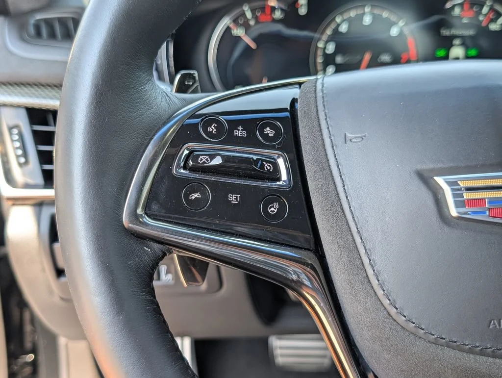 Used 2018 BLACK RAVEN Cadillac 4dr Sdn image 22