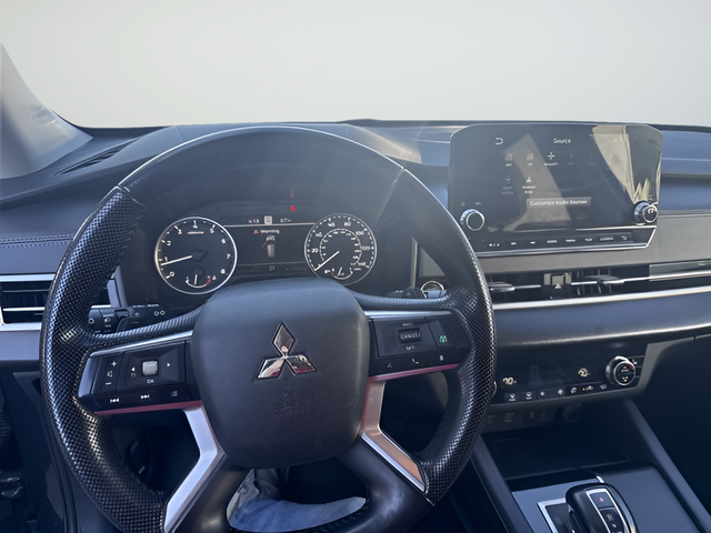 Used 2024 Gray Mitsubishi SE image 14