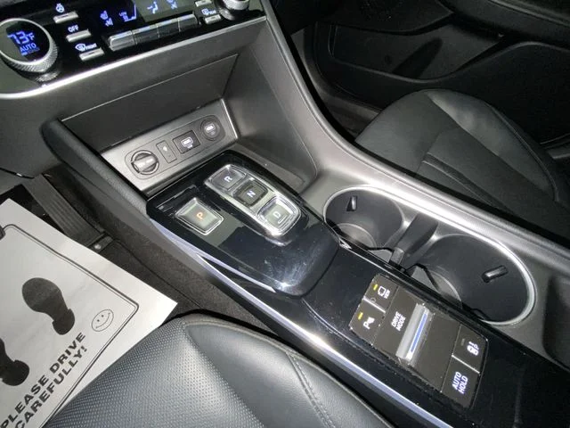 Used 2023 Red Hyundai Limited image 20