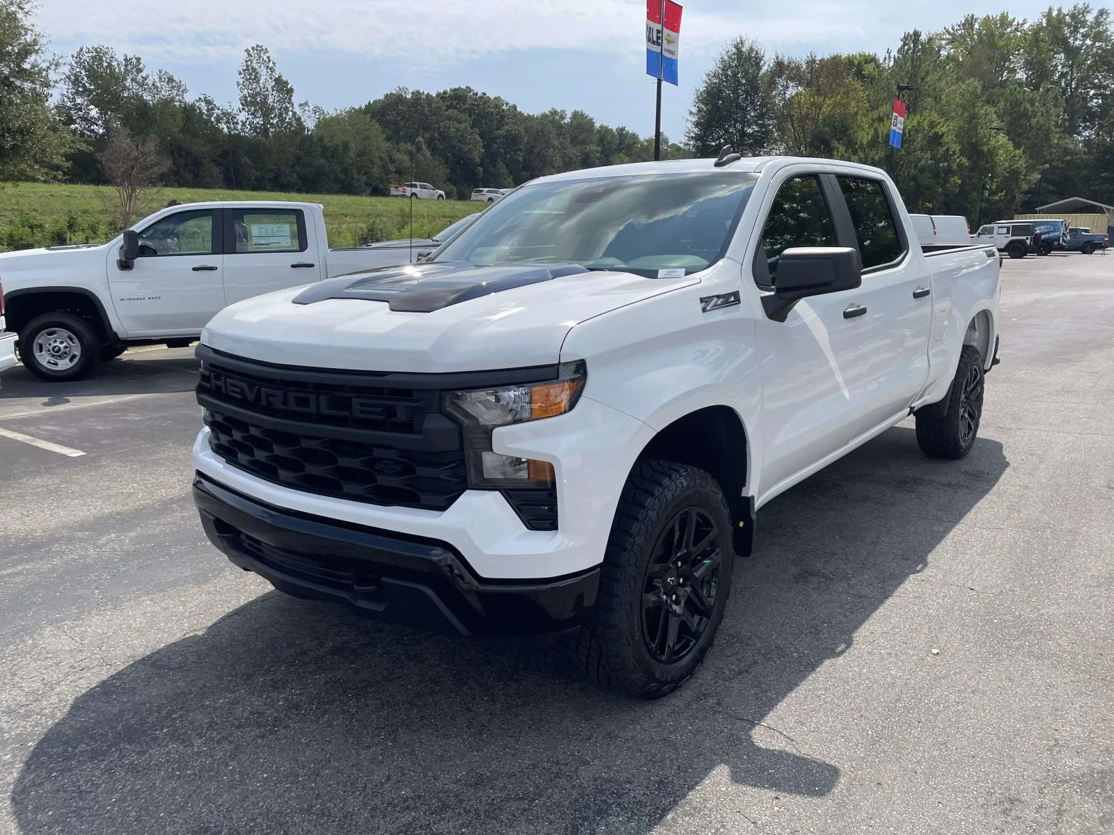 New 2026 Summit White Chevrolet Custom Trail Boss image 3
