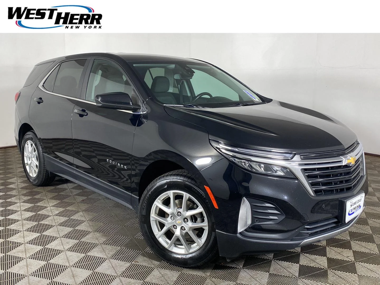 Used 2022 Mosaic Black Metallic Chevrolet LT image 1