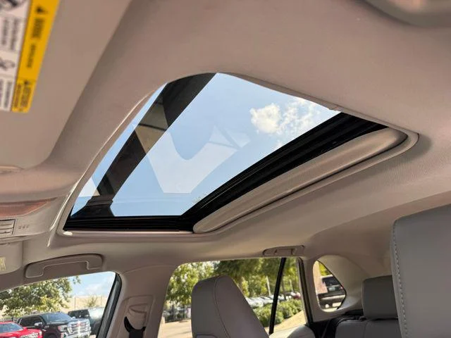 Certified Used 2019 LUNAR ROCK Toyota XLE Premium image 33