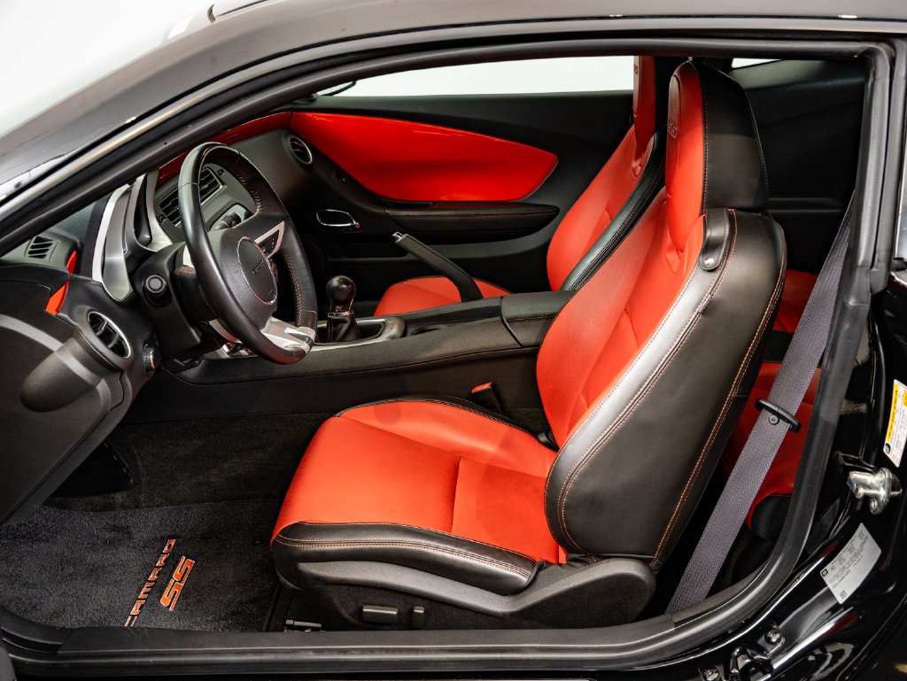 Used 2011 Black Chevrolet SS image 20