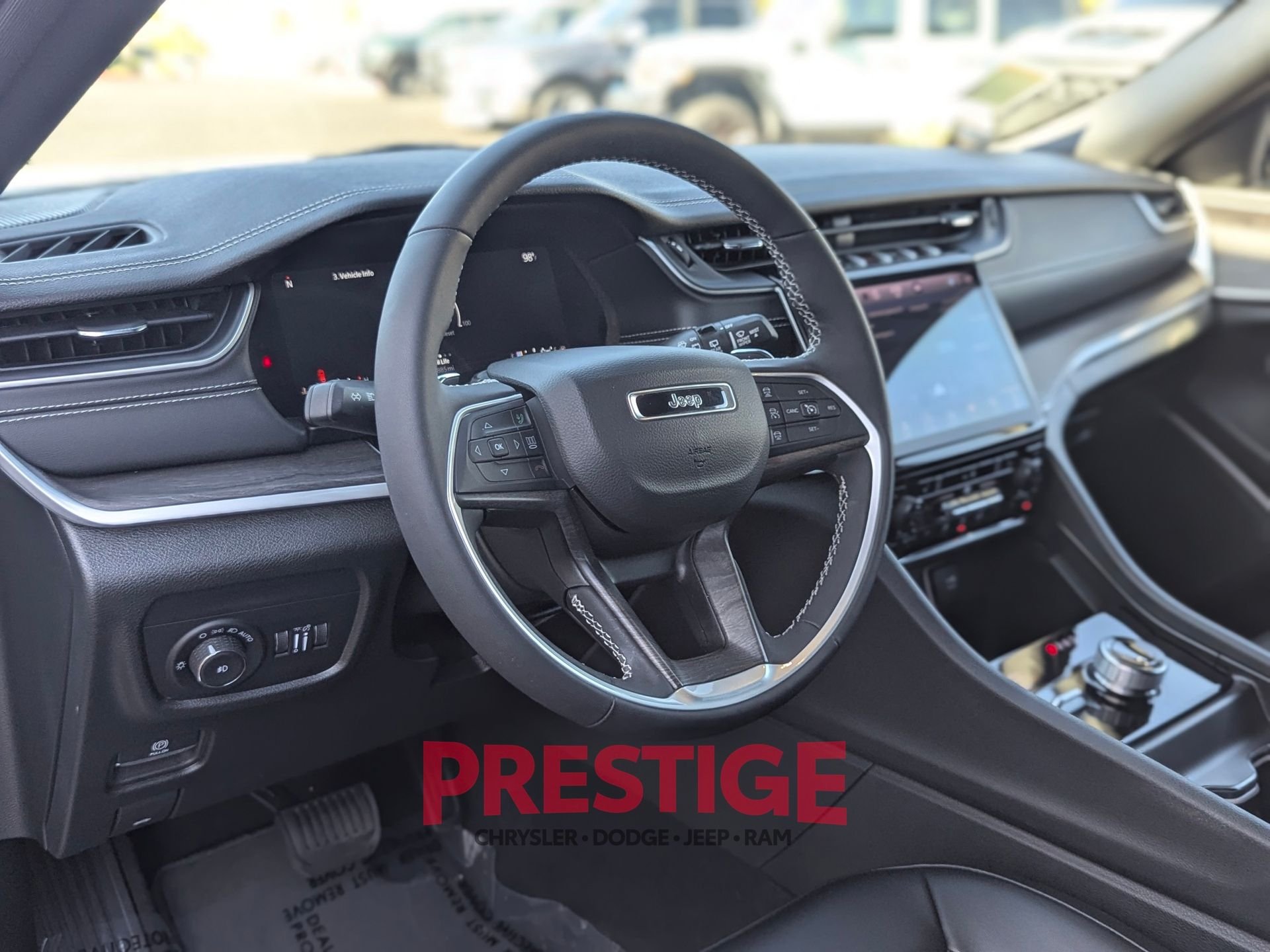 Used 2024 White Jeep Limited image 16