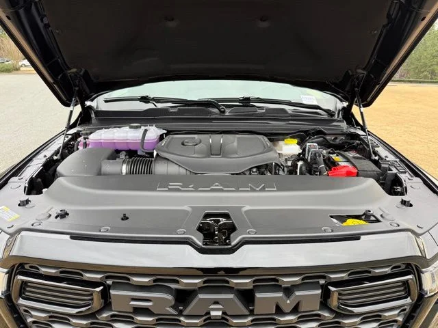 New 2026 Diamond Black Crystal Pearl-Coat Exterior Paint RAM Big Horn/Lone Star image 29