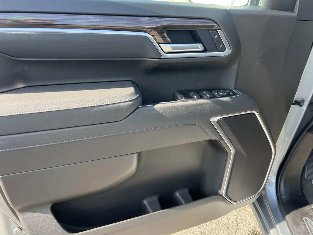 New 2026 Sterling Gray Metallic Chevrolet LT image 10