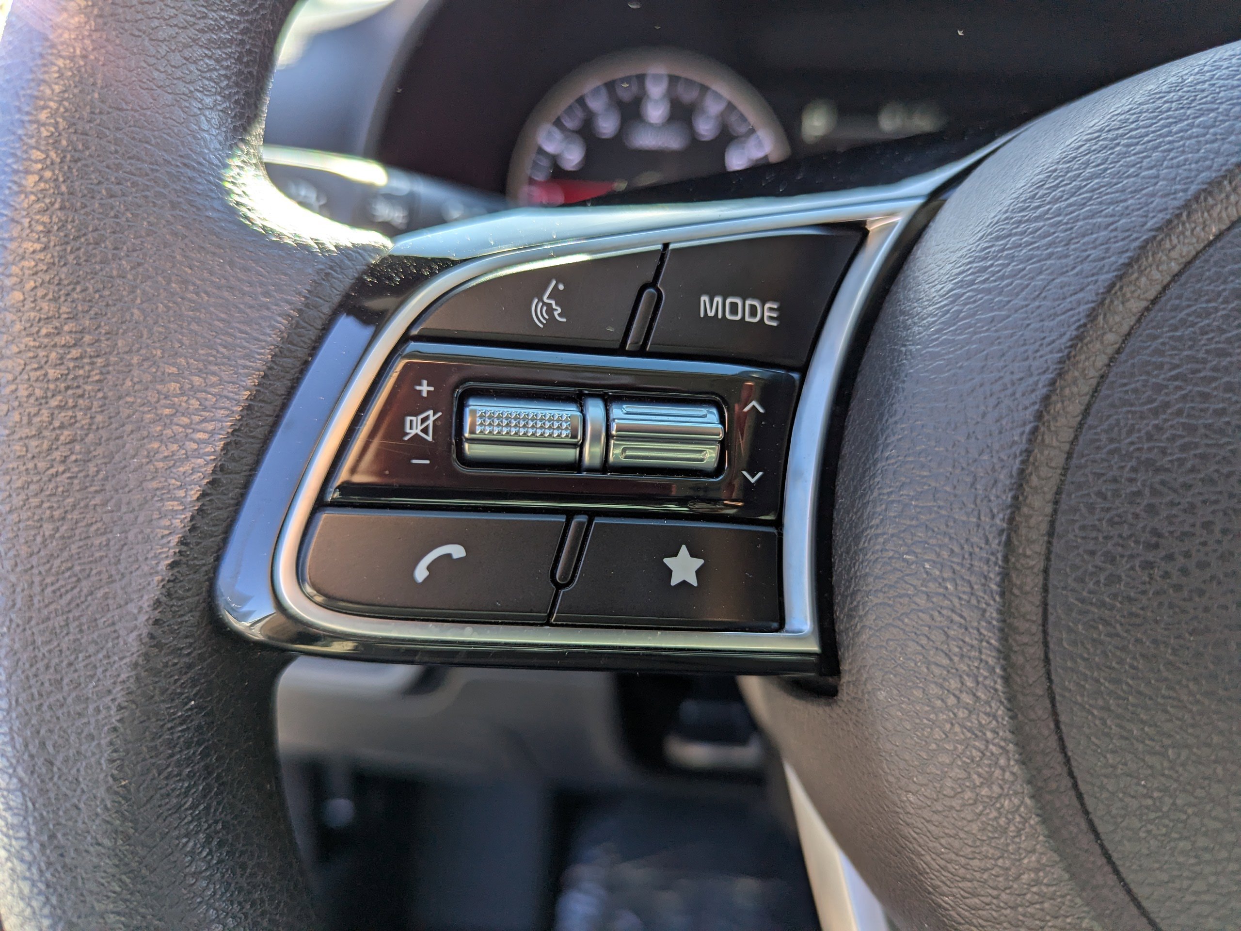 2023 Kia Forte LXS - Photo 14
