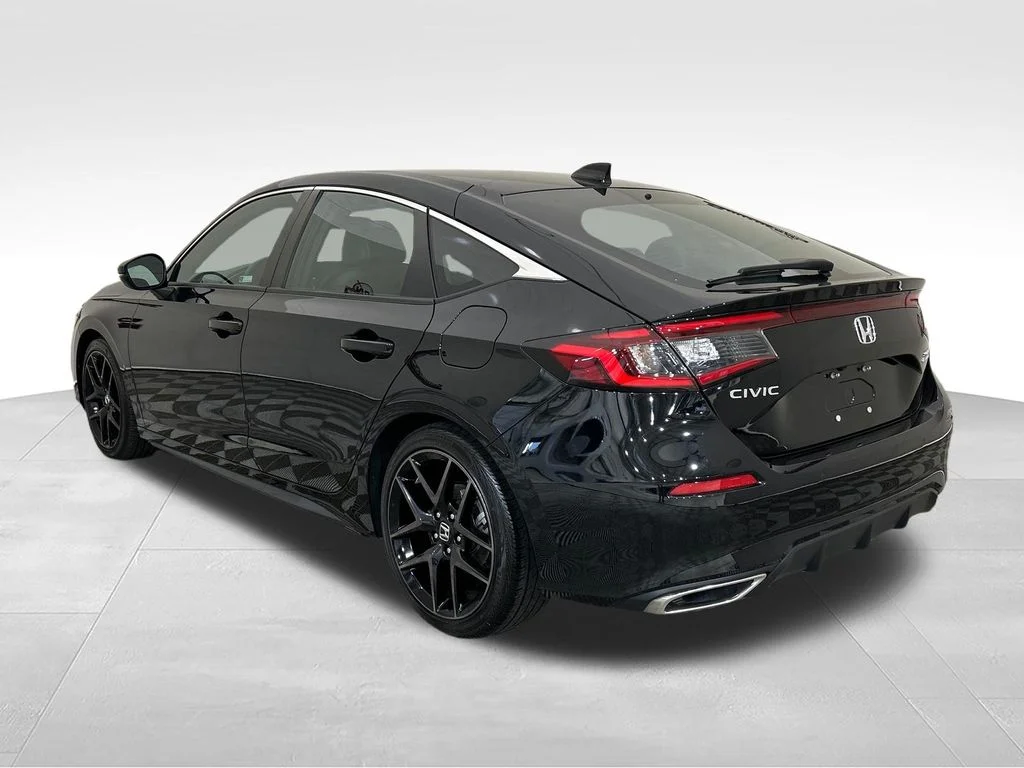 Used 2023 Crystal Black Pearl Honda Sport Touring image 3