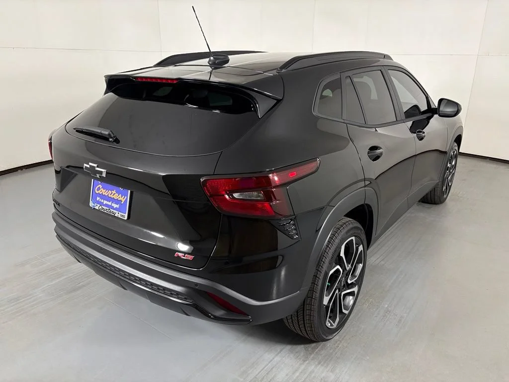 New 2026 Mosaic Black Metallic Chevrolet 2RS image 10