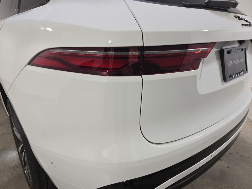 2026 Jaguar F-Pace R-Dynamic S - Photo 24
