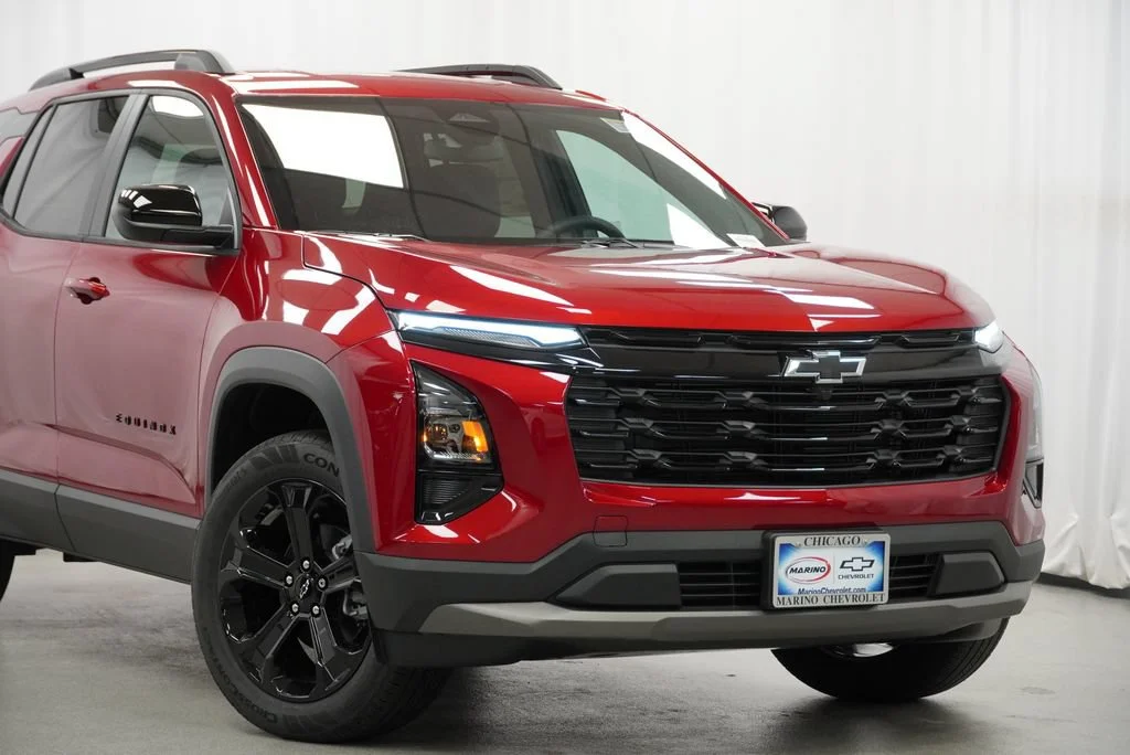 2027 Chevrolet Equinox LT - Photo 9
