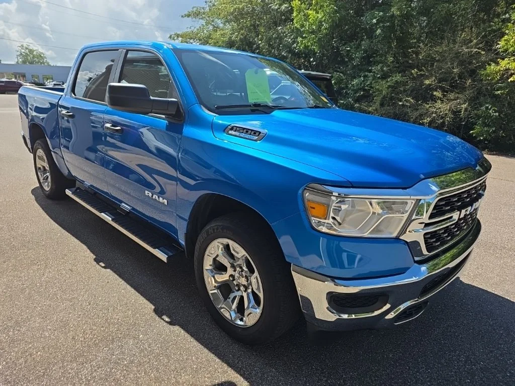 Used 2023 Blue Ram Big Horn/Lone Star image 6