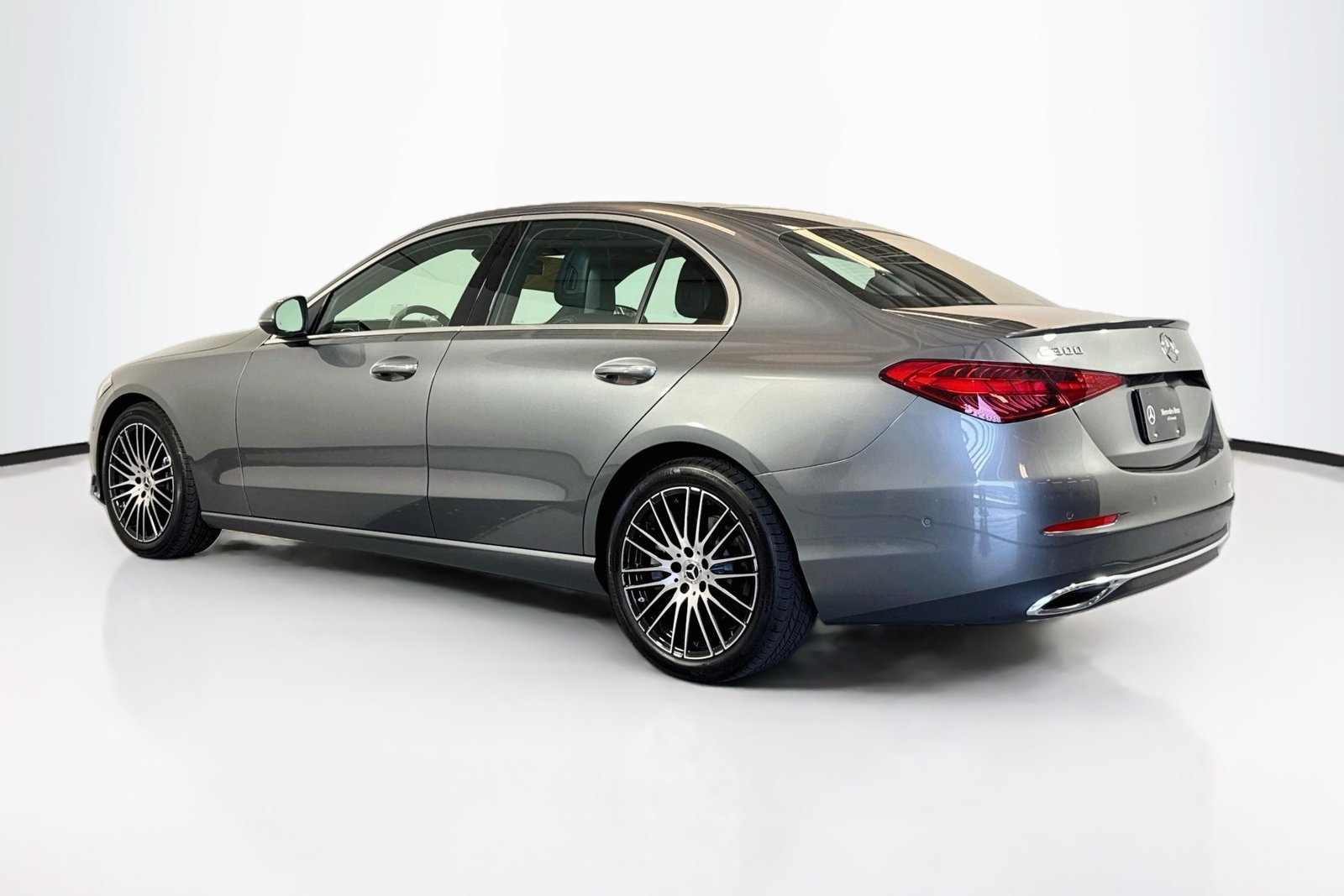 New 2026 Selenite Grey Metallic Mercedes-Benz C 300 image 7
