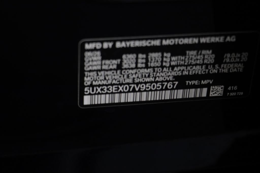 New 2027 Carbon Black Metallic BMW xDrive40i image 24