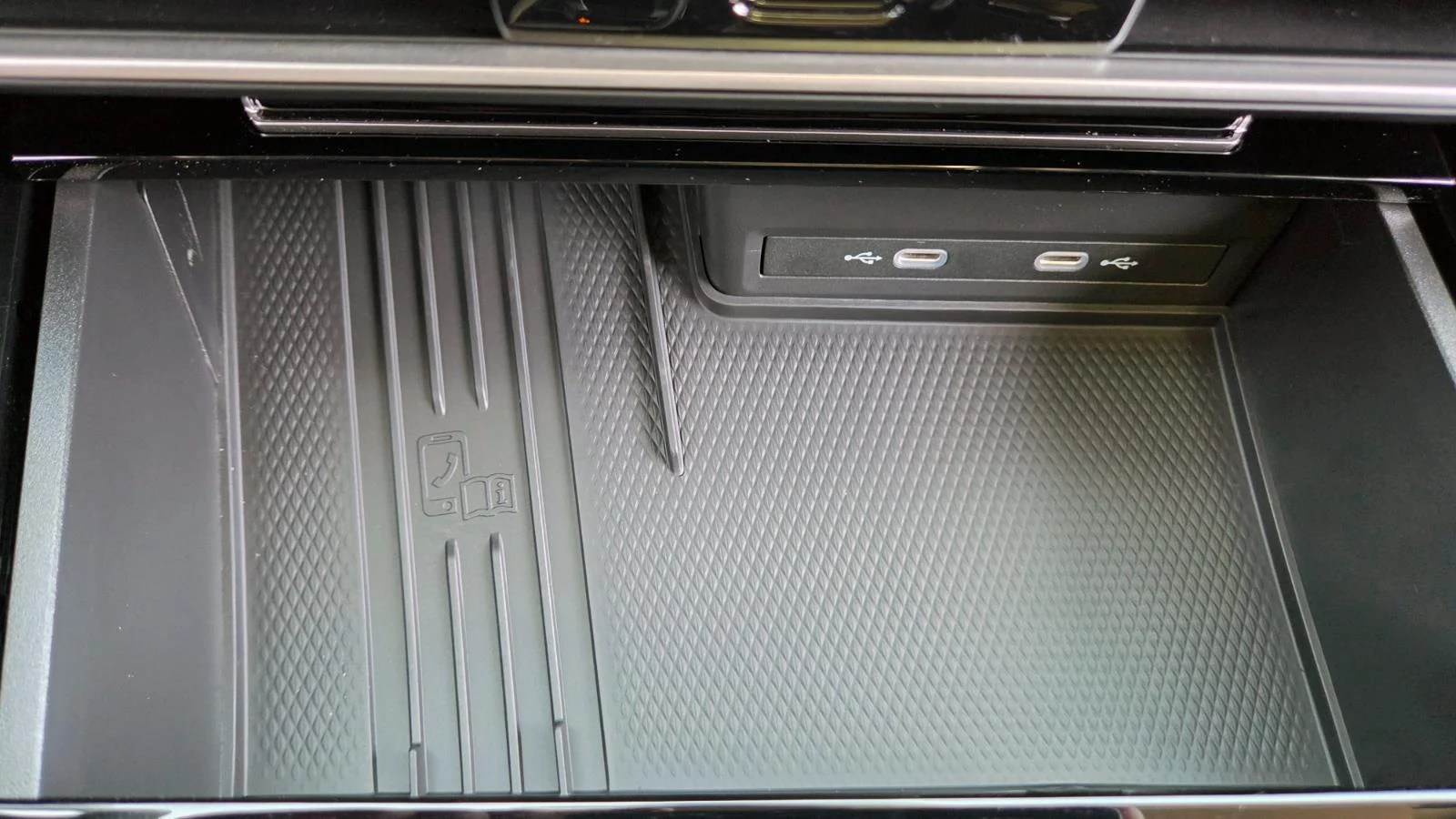 New 2026 Pure Gray Volkswagen 2.0T SE w/Technology image 33