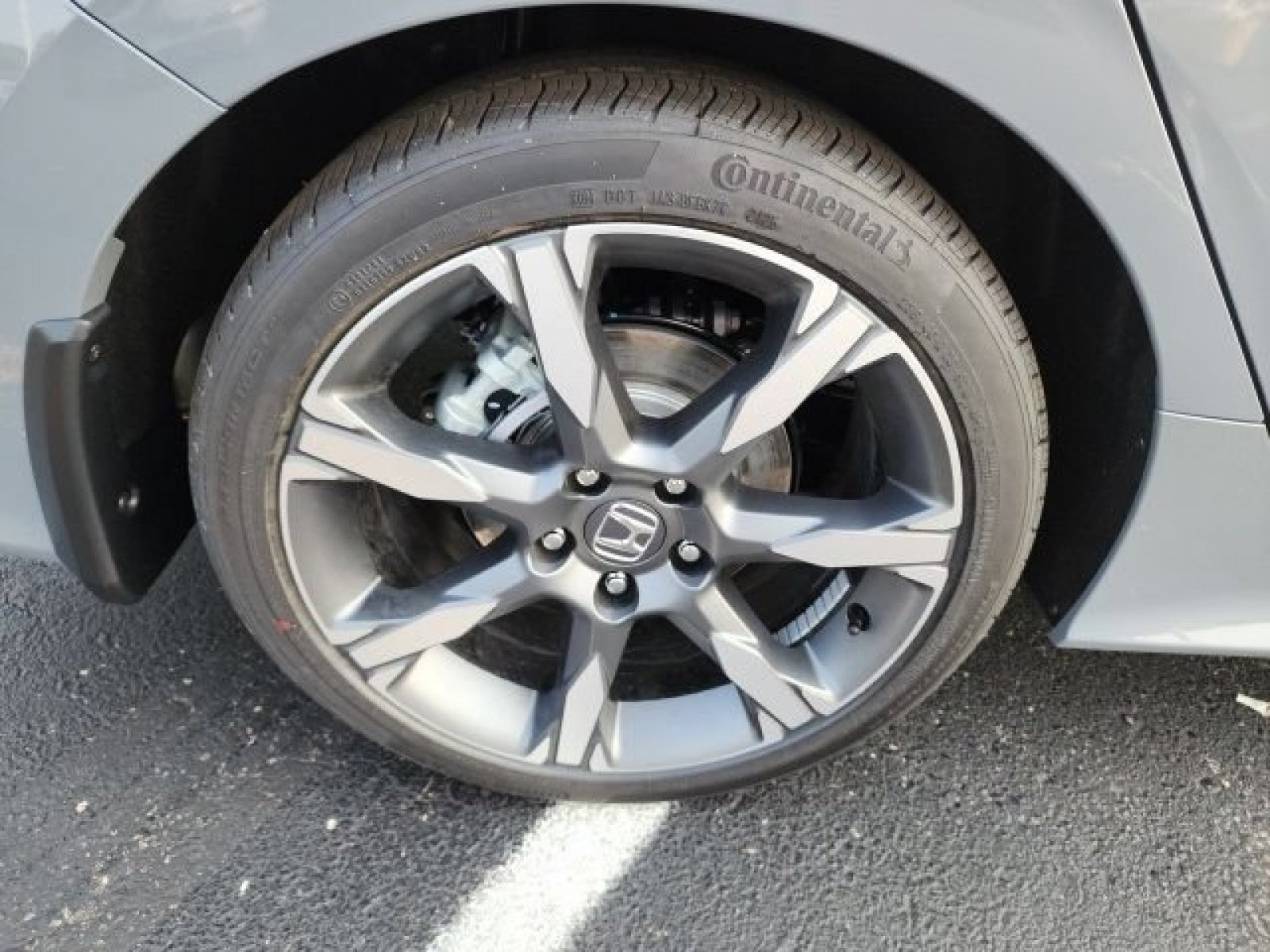 New 2026 Urban Gray Pearl Honda Sport Touring image 30