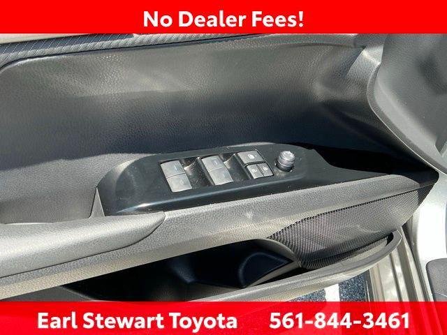 Certified Used 2025 PRECIOUS METAL Toyota  image 22