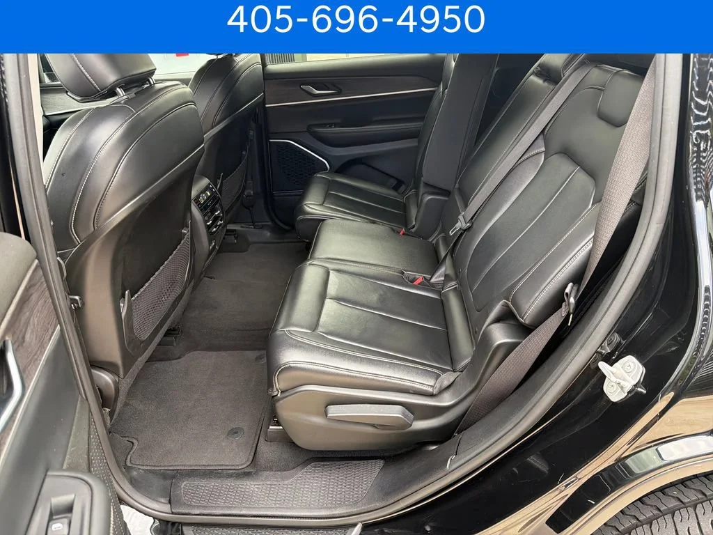 Pre-Owned 2022 Jeep Grand Cherokee L Limited