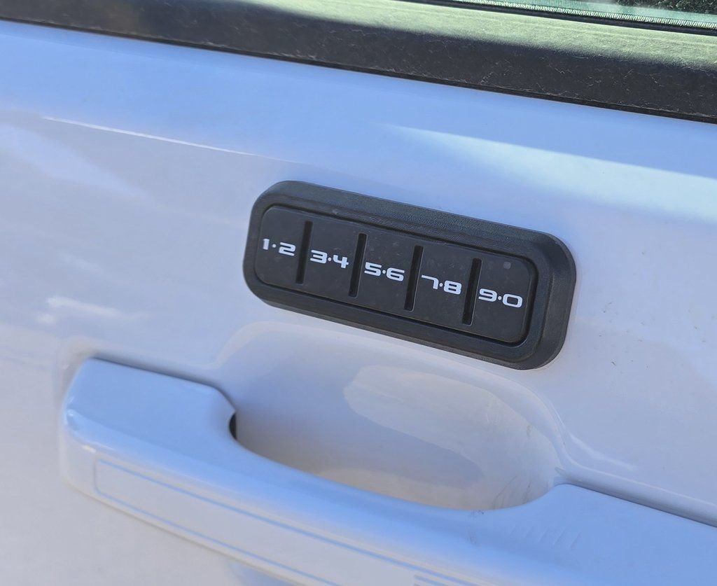 New 2025 White Ford Tremor image 13