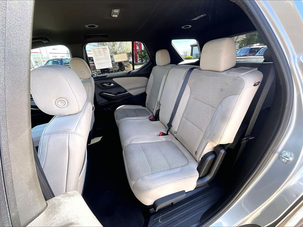 Used 2023 Gray Chevrolet LS image 15