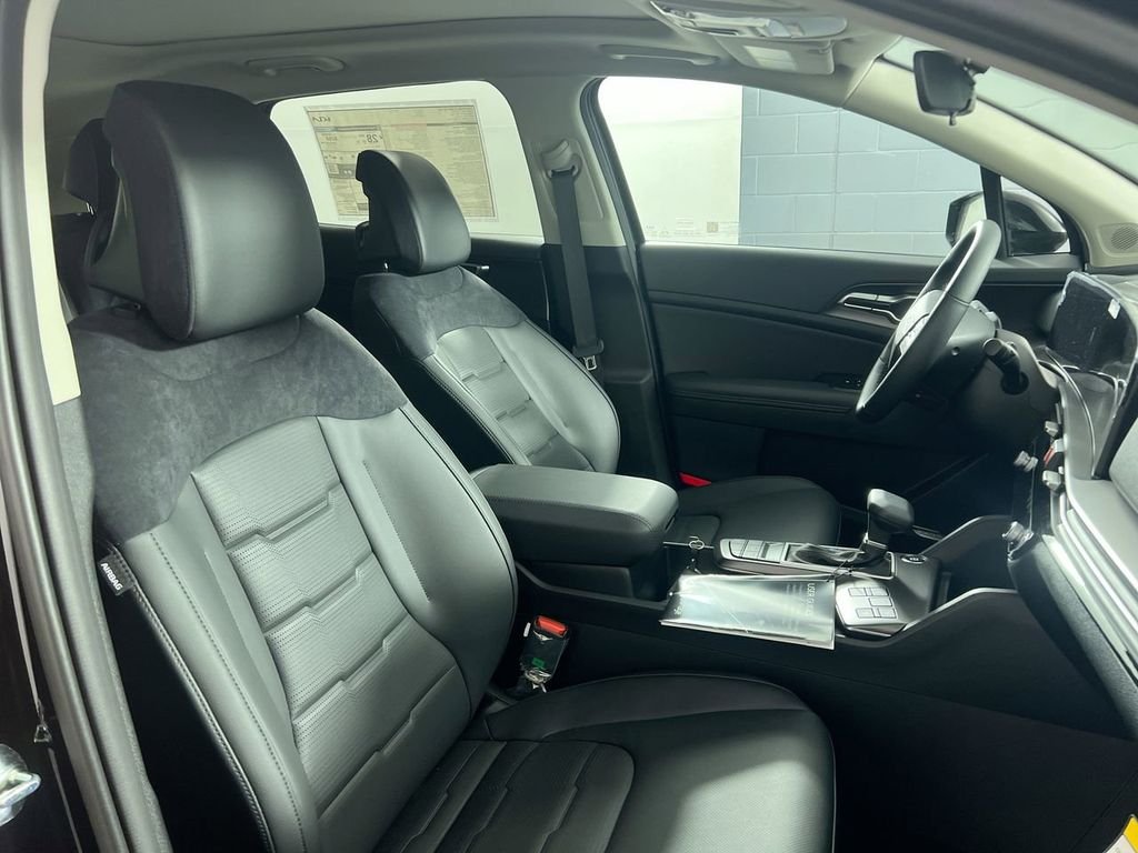 New 2026 Ebony Black Kia SX Prestige image 32