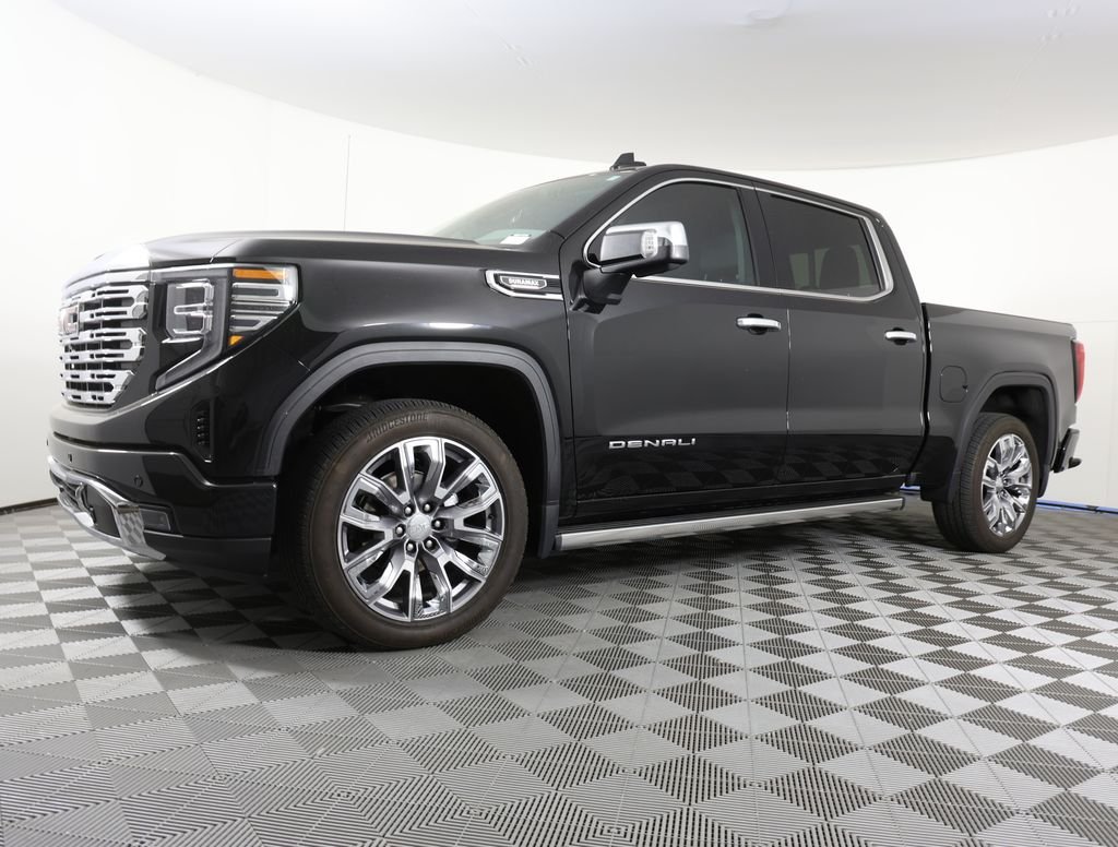 2024 GMC Sierra 4WD Crew Cab Short Box Denali's photo
