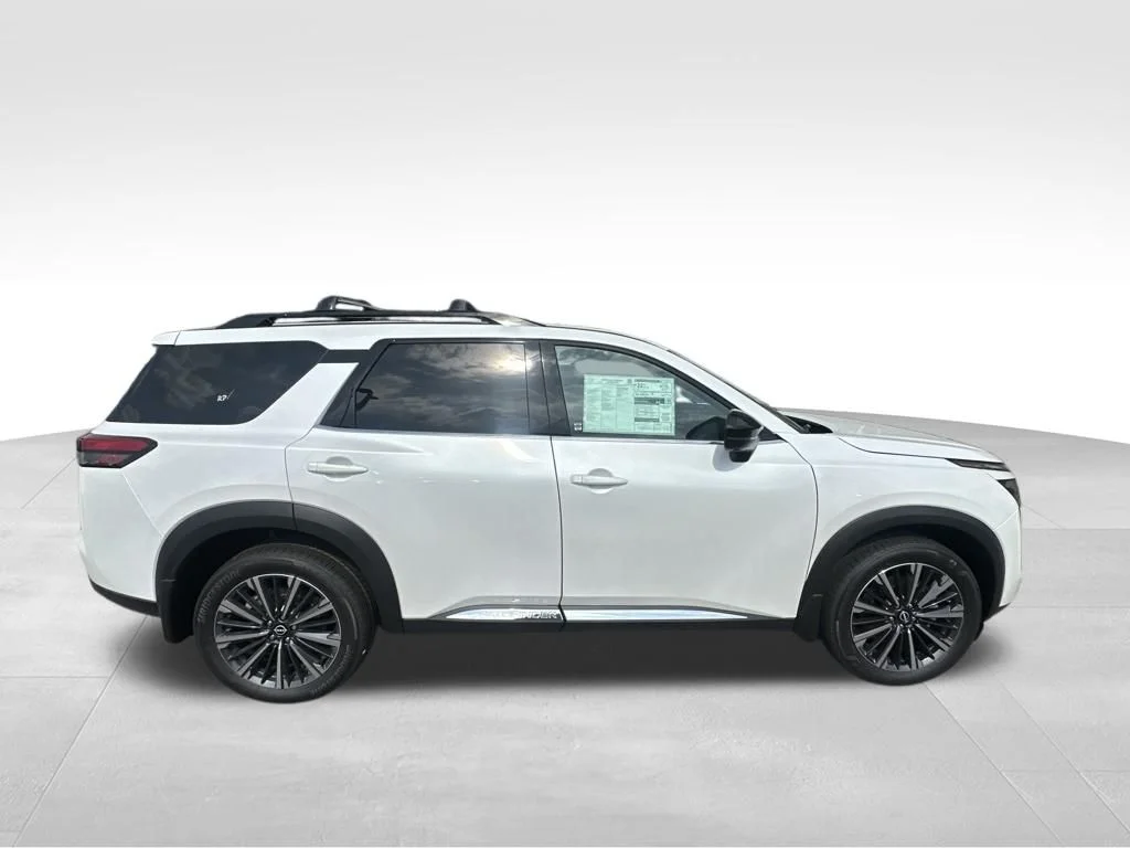 New 2026 Everest White Pearl TriCoat Nissan Platinum image 5
