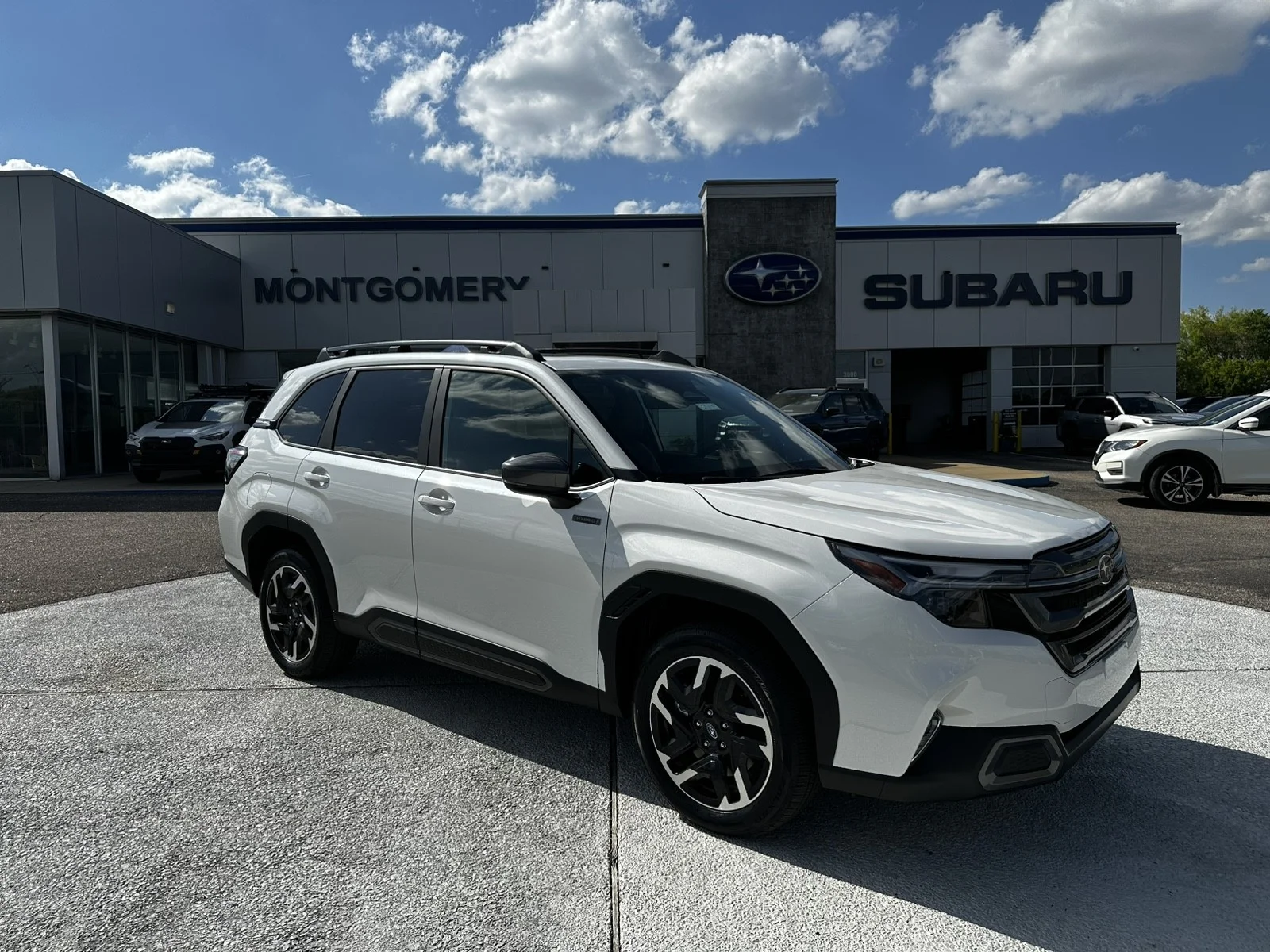 2026 Subaru Forester Limited Hybrid's photo