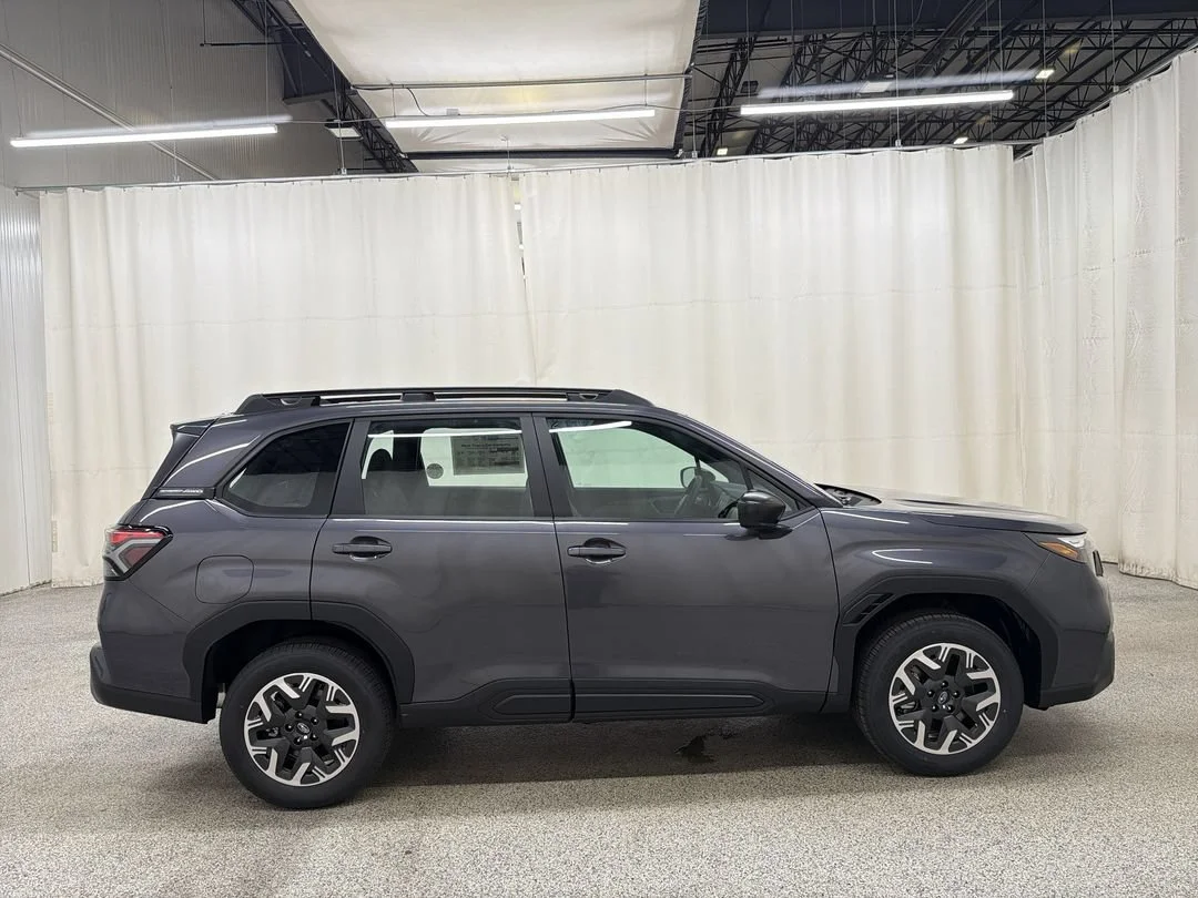New 2026 MAGNETITE GRAY METALLIC Subaru BASE image 5