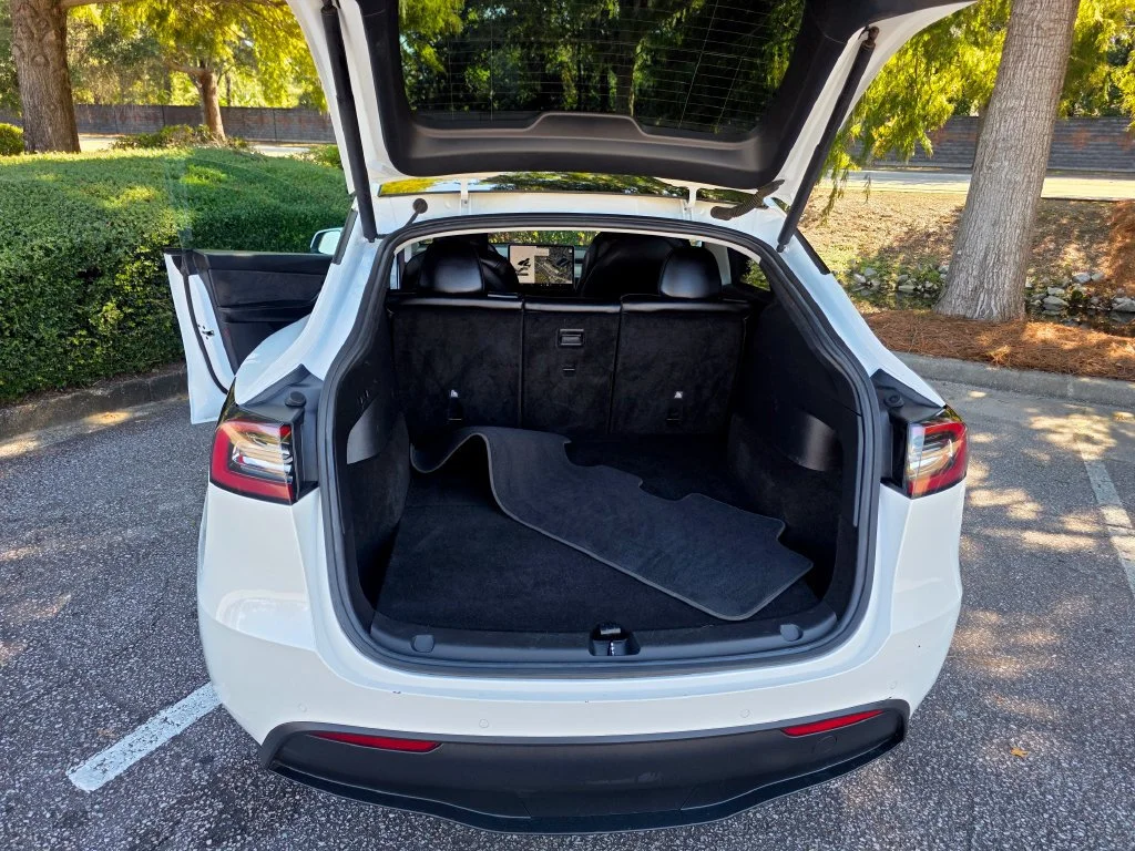 Used 2021  Tesla Long Range image 31