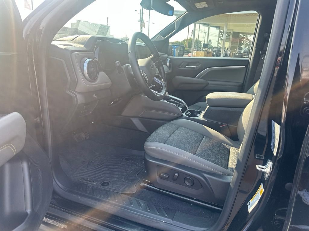 Used 2024 Black Chevrolet ZR2 image 9