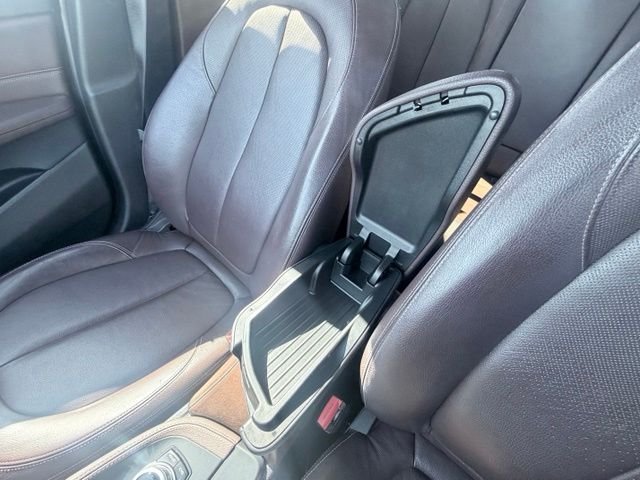 Used 2018 Green BMW xDrive28i image 21