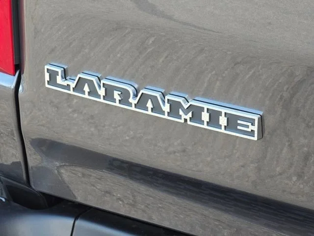 New 2026 Granite Crystal Metallic Clearcoat Ram Laramie image 32