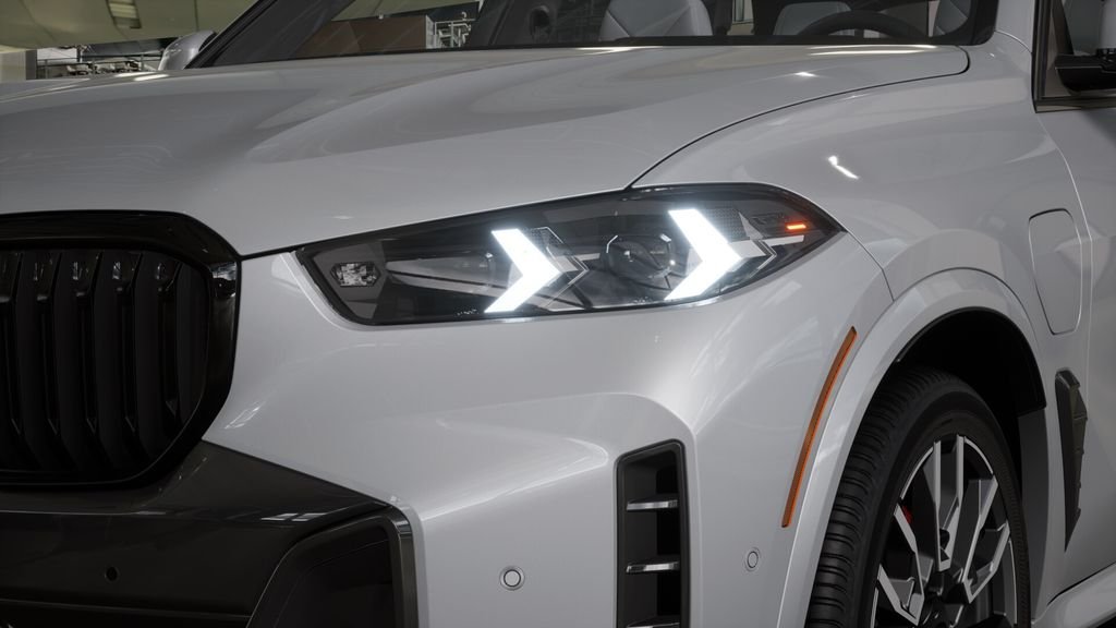 New 2026 Brooklyn Grey Metallic BMW xDrive50e image 32